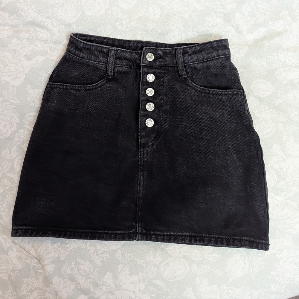 Button-Front Black Denim Mini Skirt - Women's Casual Essential